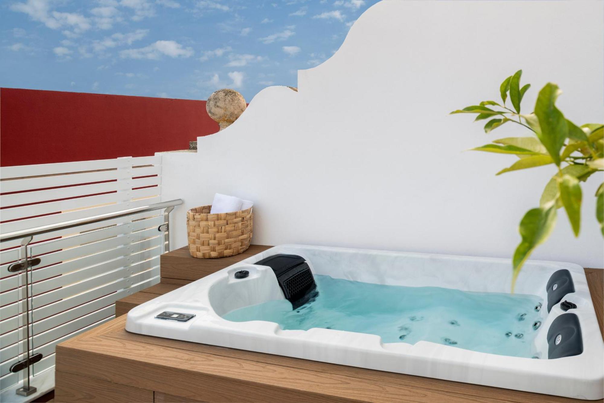 Magno Apartments Santa Clara - Private Terraces With Jacuzzi Séville Extérieur photo
